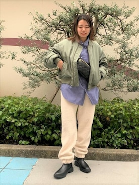 「ボア」｜「アイテム（MA-1）」を使った、FREDY&GLOSTER stylingさん（レディース・160cm）の冬コーディネート
