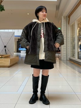 「ファーコート」｜「アイテム（スウェット）」を使った、FREDY&GLOSTER stylingさん（レディース・153cm）の冬コーディネート