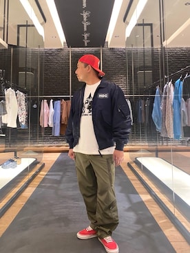 「アイテム（ミリタリージャケット）」を使った、DAISUKEさん（メンズ・174cm）の秋コーディネート