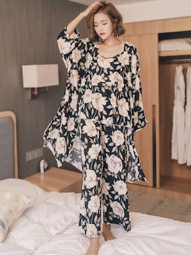 「ガウン」｜「アイテム（ルームウェア）」を使った、TeddyShopさん（レディース・158cm）の春コーディネート