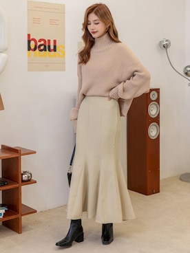 「DAY CLOSET（デイ クローゼット）のレディース きれいめシルエットマーメイドスカート（スカート）」を使った、TeddyShopさん（レディース・158cm）の秋コーディネート