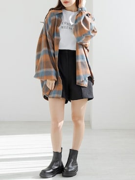 「DAY CLOSET（デイ クローゼット）のアイテム（シャツ/ブラウス）」を使った、TeddyShopさん（レディース・158cm）の秋コーディネート