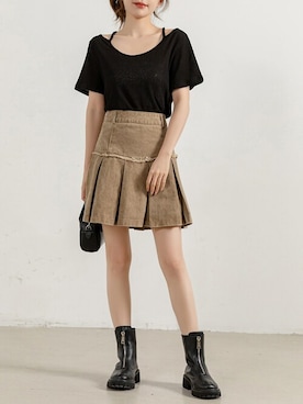 「DAY CLOSET（デイ クローゼット）のアイテム（Tシャツ/カットソー）」を使った、TeddyShopさん（レディース・156cm）の春コーディネート