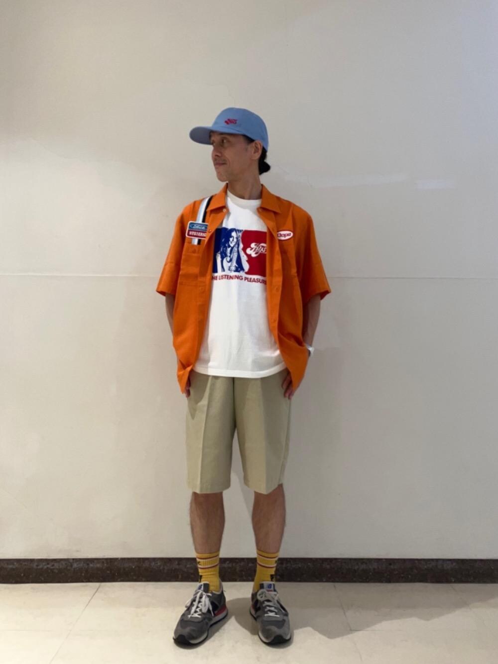 「ヒステリックグラマー、HYSTERIC GLAMOUR」｜「HYSTERIC GLAMOURのGUITAR PLAYER ノースリーブTシャツ（キャミソール、ホワイト系）」を使った、hyshmt01さん（メンズ・171cm）の夏コーディネートの1枚目の写真