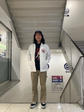 「HYSTERIC GLAMOUR（ヒステリックグラマー）のHYSTERIC PIN チノパンツ（その他パンツ、ベージュ系）」を使った、hyshmt01さん（メンズ・172cm）の春コーディネート
