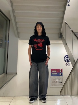 「HYSTERIC GLAMOUR（ヒステリックグラマー）のカーブデニムパンツ（デニムパンツ、ブラック系）」を使った、hyshmt01さん（メンズ・172cm）の春コーディネート