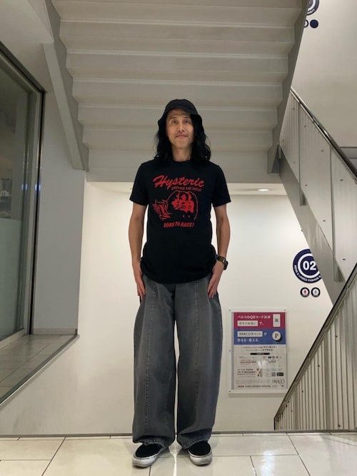 カーブデニムパンツ（デニムパンツ）｜HYSTERIC GLAMOUR（ヒステリック