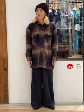 「417 EDIFICE（フォーワンセブンエディフィス）のアイテム（トップス）」を使った、417 officialさん（メンズ・166cm）の冬コーディネート
