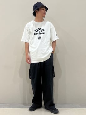 「417 EDIFICE（フォーワンセブンエディフィス）のアイテム（カーゴパンツ）」を使った、417 officialさん（メンズ・174cm）の夏コーディネート