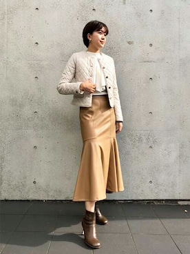 「レザースカート」｜「アイテム（ノーカラージャケット）」を使った、ESTNATION WOMENSさん（レディース・166cm）の秋コーディネート