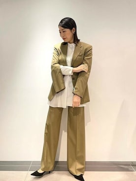 「COLUMN（コラム）のアイテム」を使った、ESTNATION WOMENSさん（レディース・169cm）の冬コーディネート