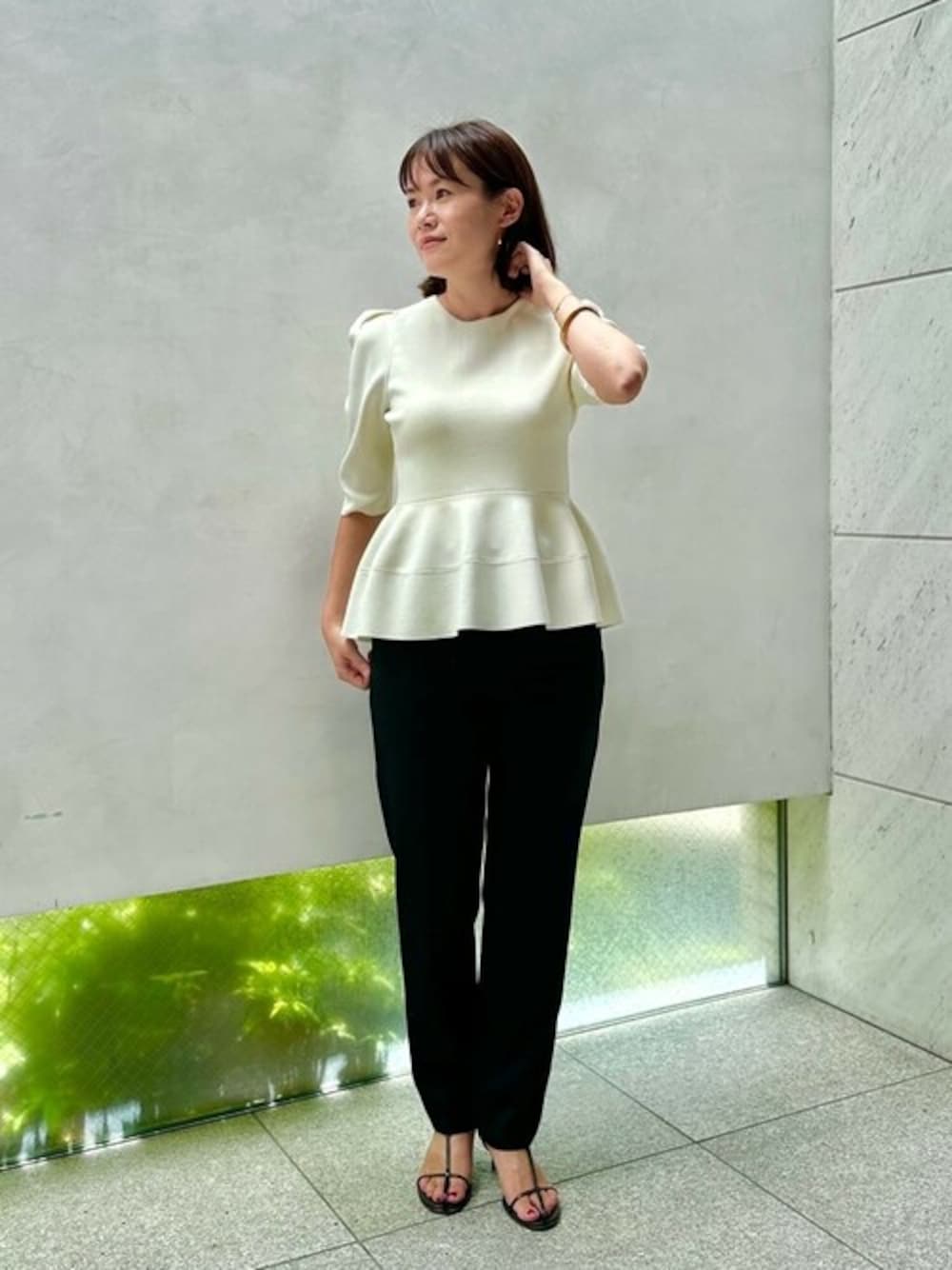【美品✴︎】ESTNATION エストネーション ペプラムニット ネイビー ESTNATION（エストネーション）の「【WEB限定カラー】ESTNATION