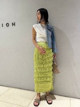 「COLUMN（コラム）のアイテム（トップス）」を使った、ESTNATION WOMENSさん（レディース・155cm）の春コーディネート
