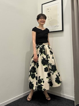 「フラワープリント」｜「アイテム（ニット/セーター）」を使った、ESTNATION WOMENSさん（レディース・166cm）の夏コーディネート