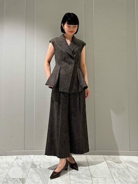 「COLUMN（コラム）のアイテム（パンツ）」を使った、ESTNATION WOMENSさん（レディース・162cm）の夏コーディネート