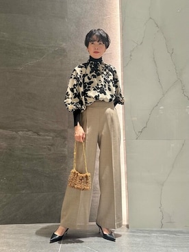 「フラワープリント」｜「アイテム（ニット/セーター）」を使った、ESTNATION WOMENSさん（レディース・167cm）の冬コーディネート