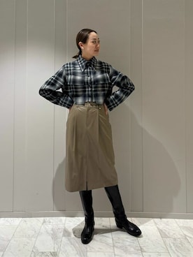 「COLUMN（コラム）のアイテム」を使った、ESTNATION WOMENSさん（レディース・169cm）の冬コーディネート