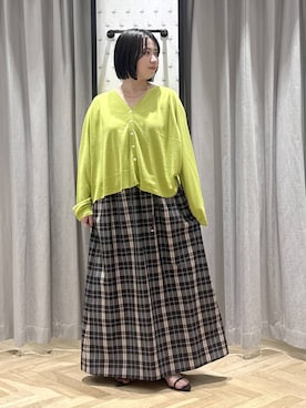 「A part by（アパートバイ）のマドラスチェックスカート（スカート、パープル系）」を使った、さちさん（レディース・156cm）の春コーディネート