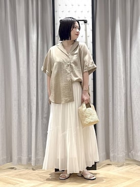 「A part by（アパートバイ）のダブルストラップミュール（パンプス、ホワイト系）」を使った、さちさん（レディース・156cm）の夏コーディネート