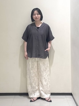 「A part by（アパートバイ）のシアーオープンカラーシャツ（シャツ/ブラウス、グレー系）」を使った、さちさん（レディース・156cm）の春コーディネート