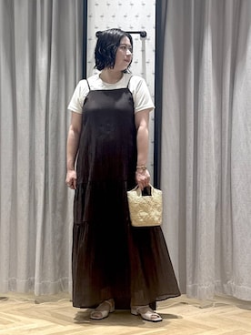 「A part by（アパートバイ）のダブルストラップミュール（パンプス、ホワイト系）」を使った、さちさん（レディース・156cm）の夏コーディネート