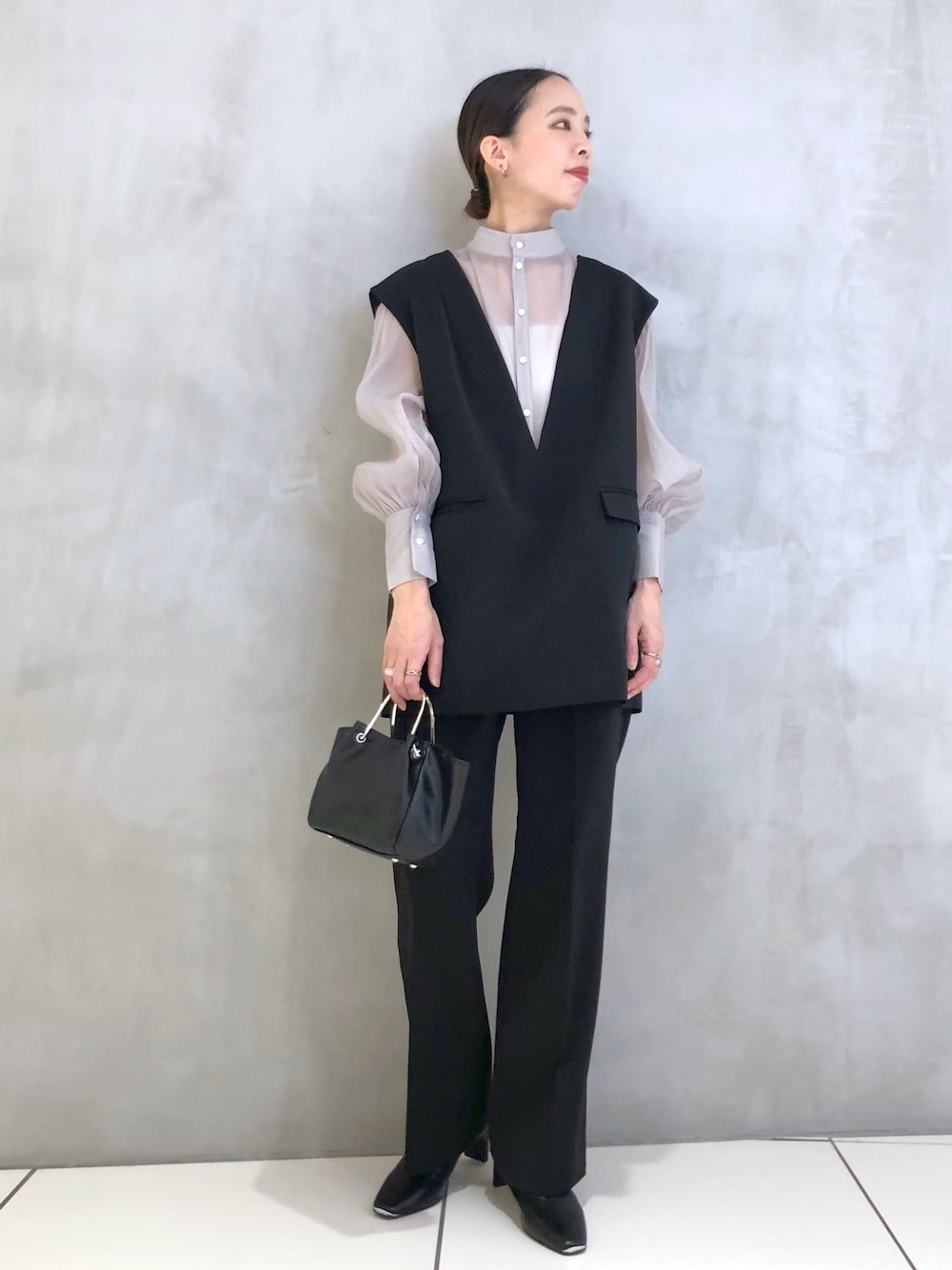 nana(apart by lowrys 天神ソラリアプラザ)｜A part byのパンツドレス  