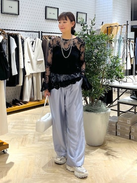 「アイテム（スニーカー）」を使った、momoさん（レディース・166cm・30代）の夏コーディネート
