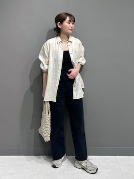「アパートバイローリーズ」｜「アイテム（スニーカー）」を使った、momoさん（レディース・165cm）の春コーディネート