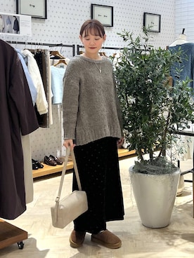 「アイテム（スリッポン）」を使った、momoさん（レディース・166cm・30代）の冬コーディネート