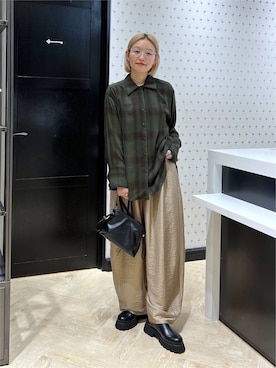 「アイテム（メガネ、ゴールド系）」を使った、momoさん（レディース・165cm）の夏コーディネート