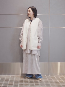 「SHIPS（シップス）のアイテム（スカート）」を使った、増田さん（レディース・157cm）の秋コーディネート