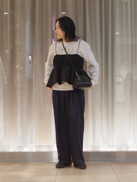「アイテム（キャミソール）」を使った、増田さん（レディース・157cm）の冬コーディネート