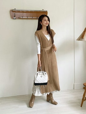 「DHOLIC（ディーホリック）のアイテム（ベスト）」を使った、ディーホリックさん（レディース・164cm）の冬コーディネート