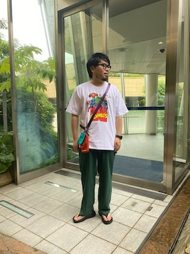 「MANASTASH（マナスタッシュ）のアイテム（PC・スマホグッズ/家電）」を使った、maeyamaさん（メンズ・170cm）の夏コーディネート