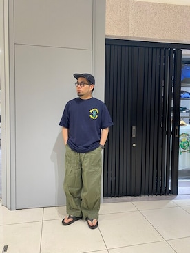 「MANASTASH（マナスタッシュ）のアイテム（Tシャツ/カットソー）」を使った、maeyamaさん（メンズ・170cm）の夏コーディネート