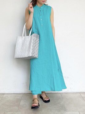 「カラー×コーデ」｜「アイテム（トートバッグ）」を使った、本社 プレスさん（レディース・160cm）の夏コーディネート