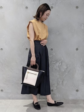 「カラー×コーデ」｜「アイテム（ローファー）」を使った、本社 プレスさん（レディース・160cm）の春コーディネート