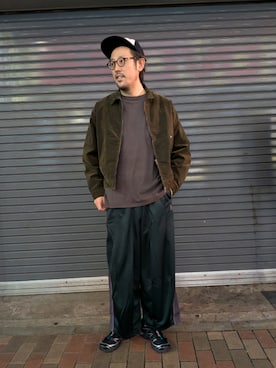 「アイテム（カバーオール）」を使った、naouさん（メンズ・182cm）の秋コーディネート