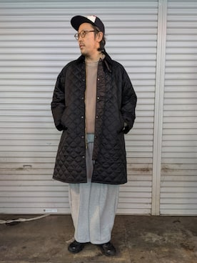 「アイテム（スウェットパンツ）」を使った、naouさん（メンズ・182cm・40代）の冬コーディネート