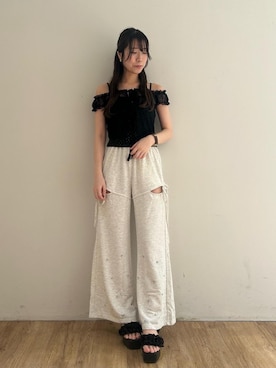 「MAJESTIC LEGON（マジェスティックレゴン）のミルフィーユフリル厚底サンダル（サンダル、ブラック系）」を使った、majessk3さん（レディース・158cm）の夏コーディネート