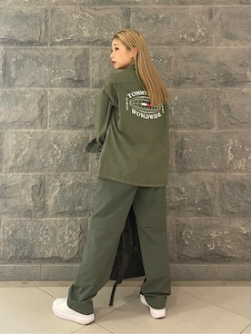 「tommy jeans（トミー ジーンズ）のアイテム」を使った、公式TOMMY HILFIGERさん（レディース・158cm）の春コーディネート