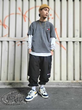 公式TOMMY HILFIGERさん（メンズ・172cm）の夏コーディネート