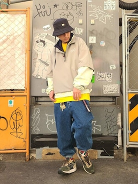 「アイテム（マウンテンパーカー、その他）」を使った、公式TOMMY HILFIGERさん（メンズ・172cm）の冬コーディネート