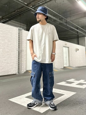 公式TOMMY HILFIGERさん（メンズ・174cm）の春コーディネート