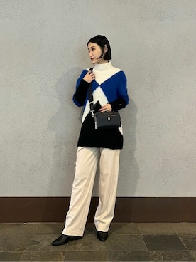 「TOMMY HILFIGER（トミーヒルフィガー）のアイテム」を使った、公式TOMMY HILFIGERさん（レディース・168cm）の冬コーディネート