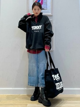 公式TOMMY HILFIGERさん（レディース・158cm）の冬コーディネート