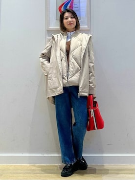 「TOMMY HILFIGER（トミーヒルフィガー）のアイテム（マウンテンパーカー）」を使った、公式TOMMY HILFIGERさん（レディース・158cm）の冬コーディネート