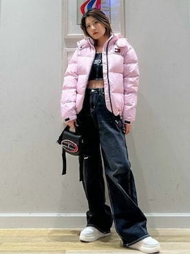 公式TOMMY HILFIGERさん（レディース・158cm）の冬コーディネート