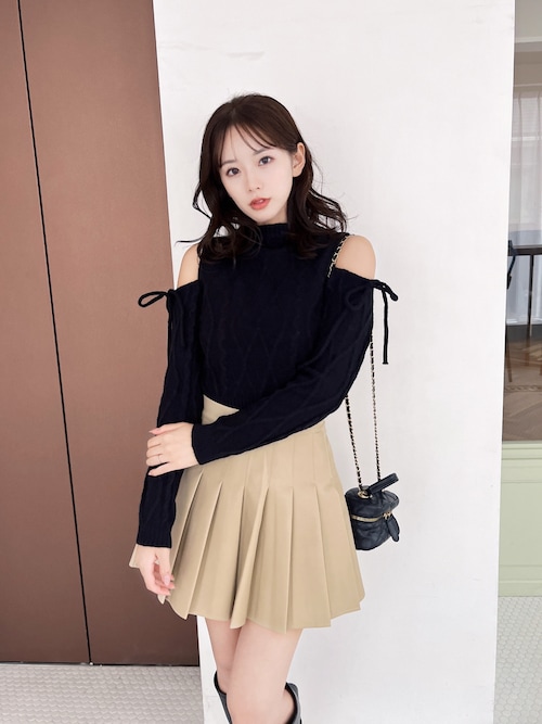 オープンショルダーリボンニット（ニット/セーター）｜MIIA（ミーア