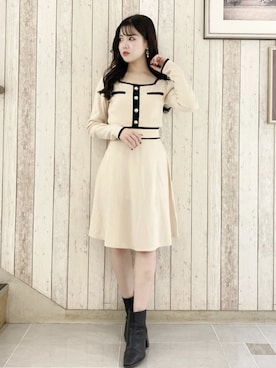 配色ミニフレアワンピースを使った人気ファッションコーディネート Wear